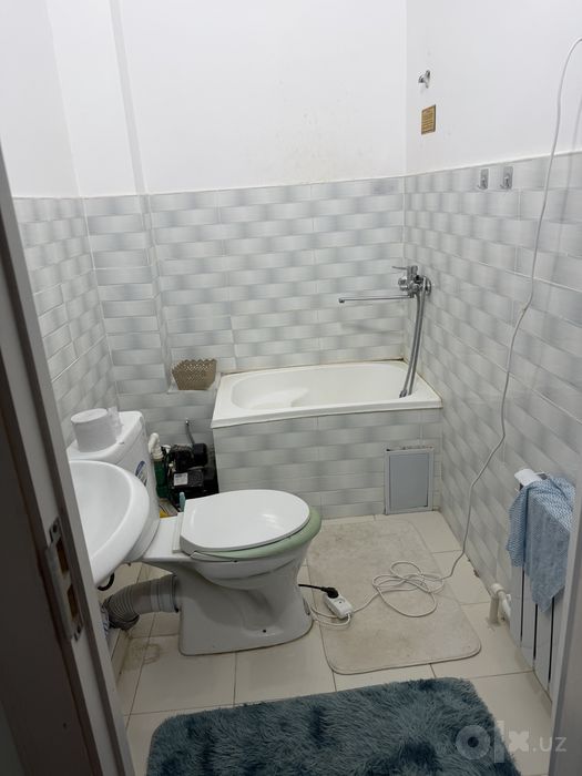 Kogon sity da 2 xonali kvartira sotiladi kogonni sentirida kirpichni