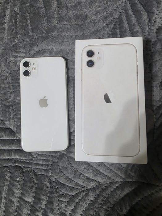 IPhone 11 с коробкой
