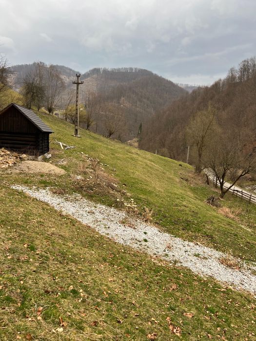 Teren intravilan 12.800 mp investitie