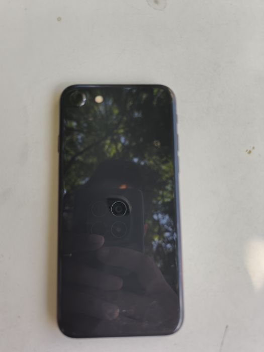 Vând iPhone urgent