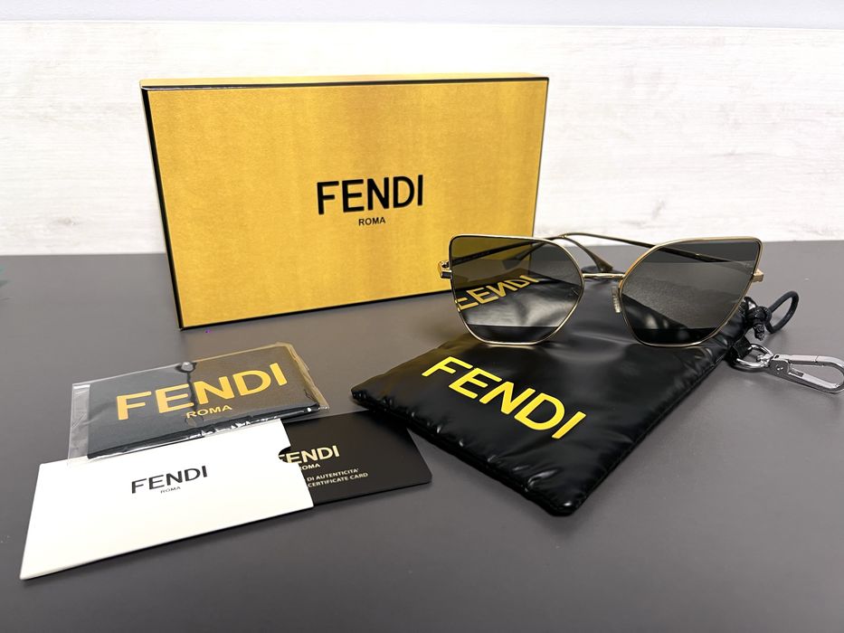 Слънчеви очила Fendi