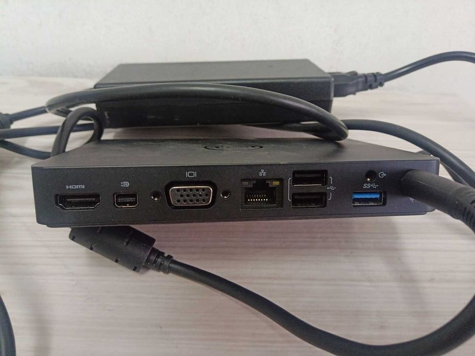 Докинг станция Dell  K17A + оригинален адаптер Dell 180W