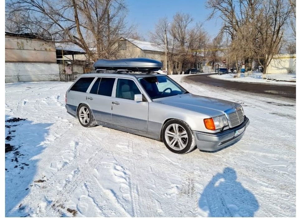 Mercedes W124 передний бампер Е500 сток