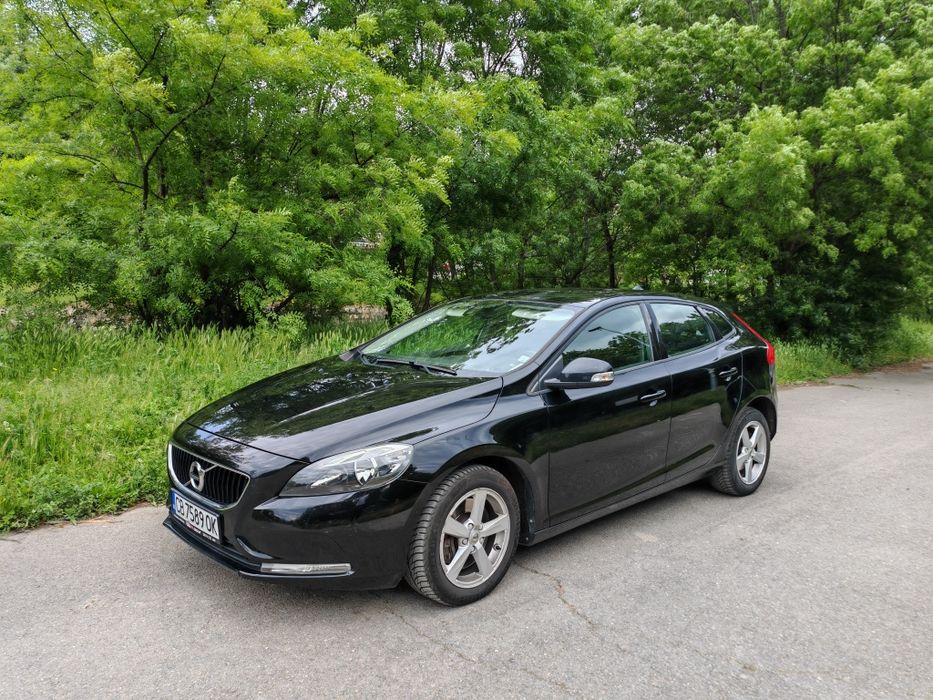 2017г Volvo V40 Автоматик 120кс