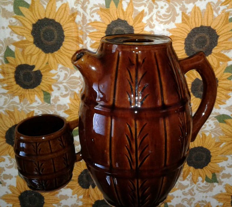 Сервиз троянска керамика-Голяма каничка и 5 чаши с дръжка