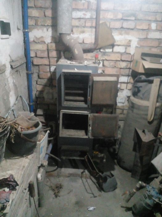 Катол сотилади 150 квадратга ишлайди холати янгидай 6милонга олинган