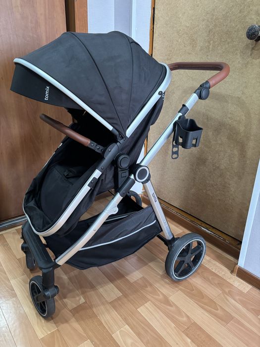 Продам коляску 3в1