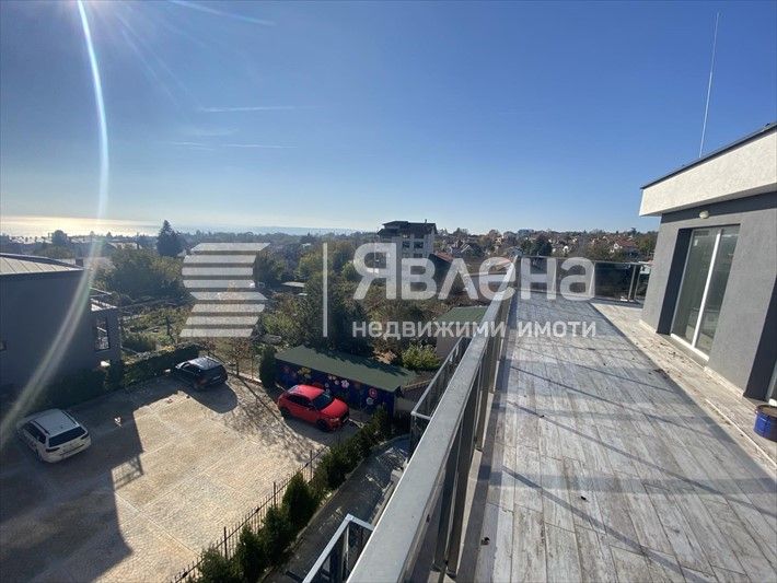 Продава се Тристаен апартамент в Варна, м-т Траката - 96 кв.м за 2480 €/кв.м - Снимка #1