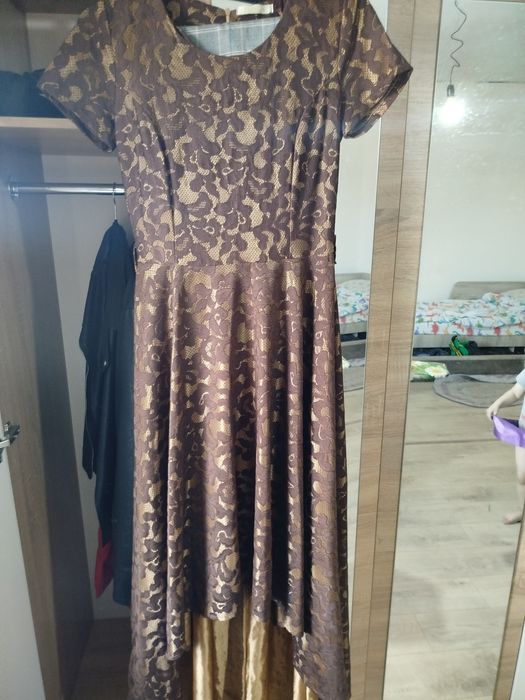 Продам платье не дорого