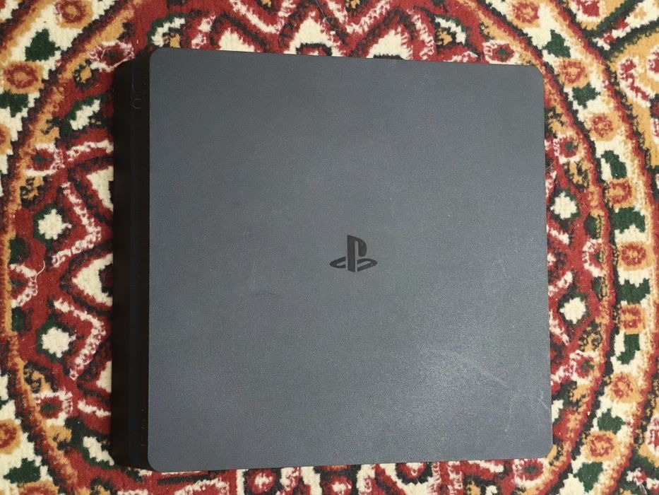 PlayStation 4 Slim 500 ГБ