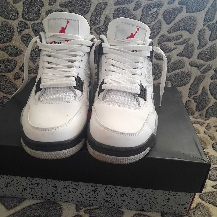 Jordan 4 Cament White