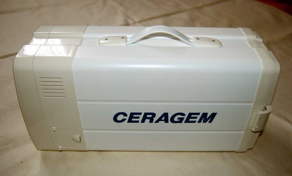 Aparat personal de termomasaj Ceragem Compact