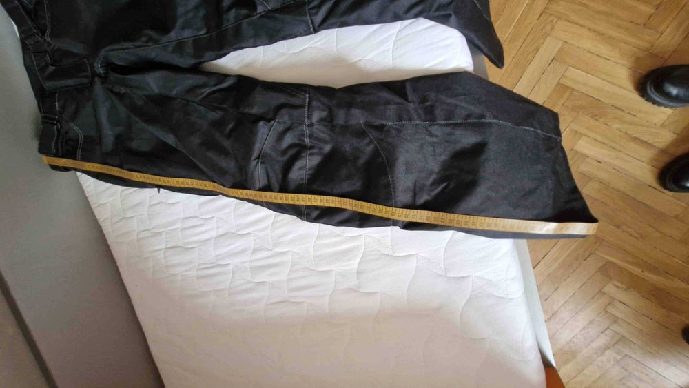 Продавам дамски, текстилен, Мото-панталон N36