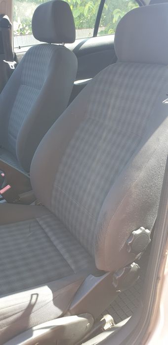 Skoda octavia 1.6 bfq citiți anunțul