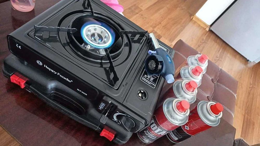Kit Gatit Camping: Aragaz Portabil + Arzator + 6 Butelii