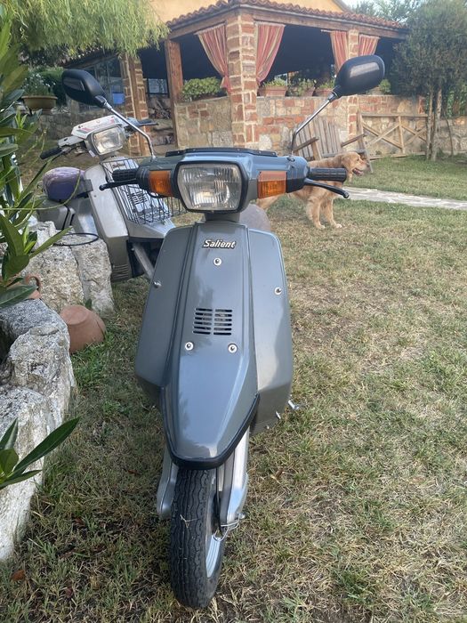2 броя Yamaha salient / ямаха салиент скутер