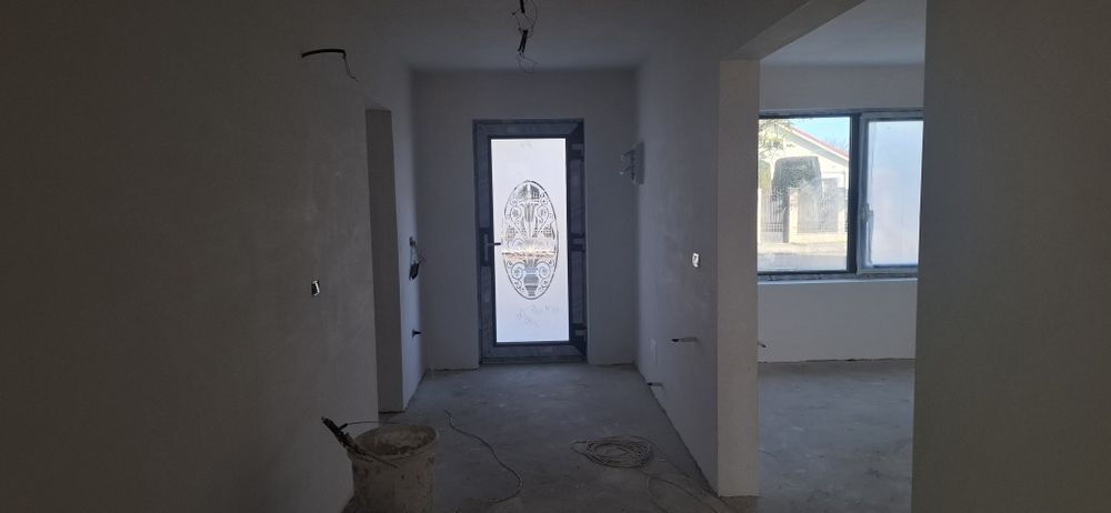 Casă nouă 2025 - Str. Mugur - Utilități complete