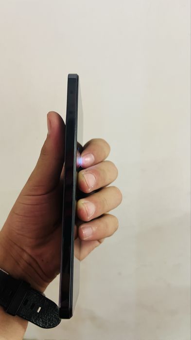 Oppo12f озу8/512гб