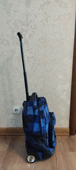Сумка-рюкзак на колесиках, чемодан