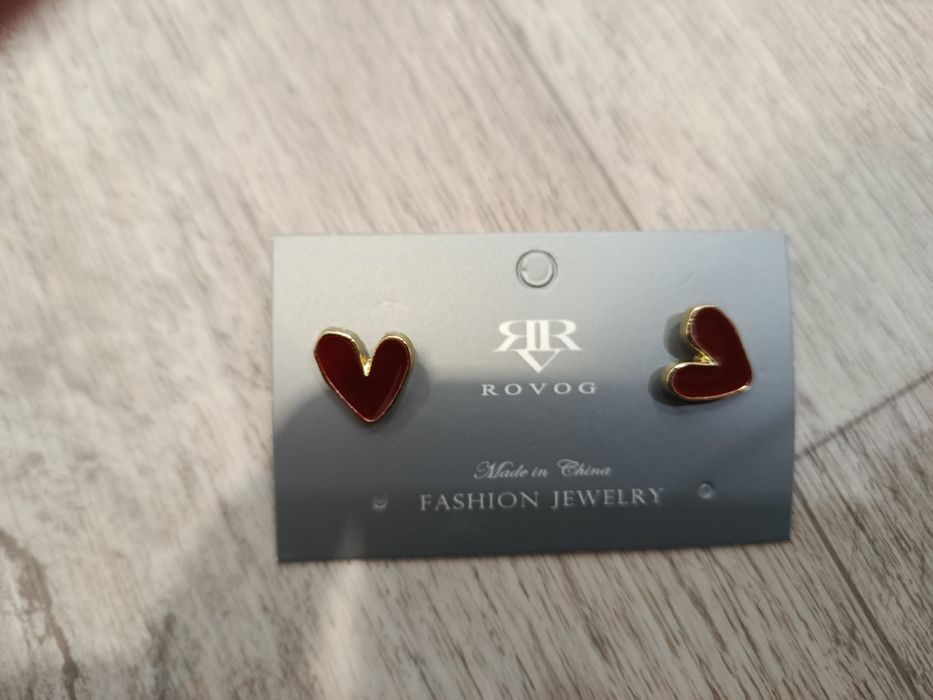 Сережки сердечки