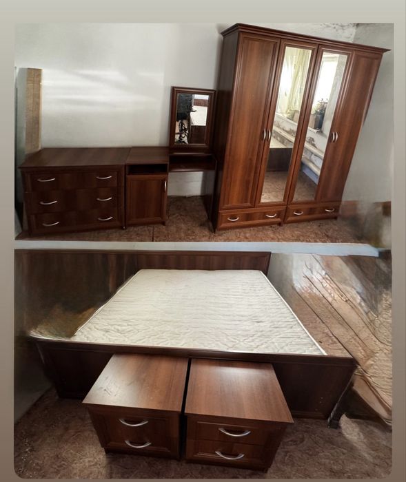 Спальный гарнитур