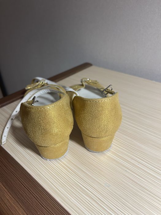 Туфли для танцев