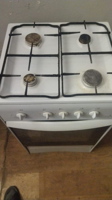Продам  газплиту