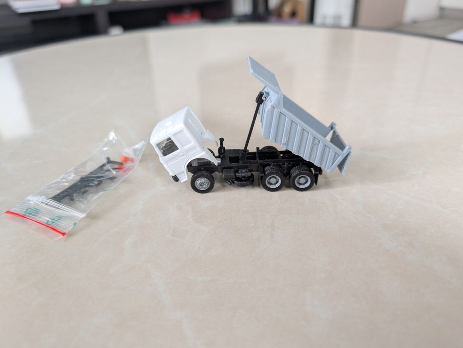 Macheta basculanta Roman Diesel Irak