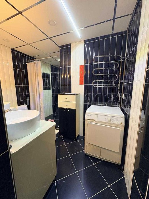 Ремонтиран четиристаен тухлен апартамент в ж.к. „Крум Бъчваров"