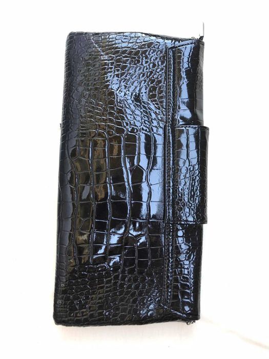 Портмоне от изкуствена кожа с дръжка