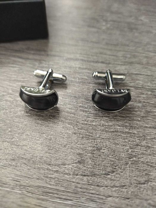 Запонки Bulgari для рубашки