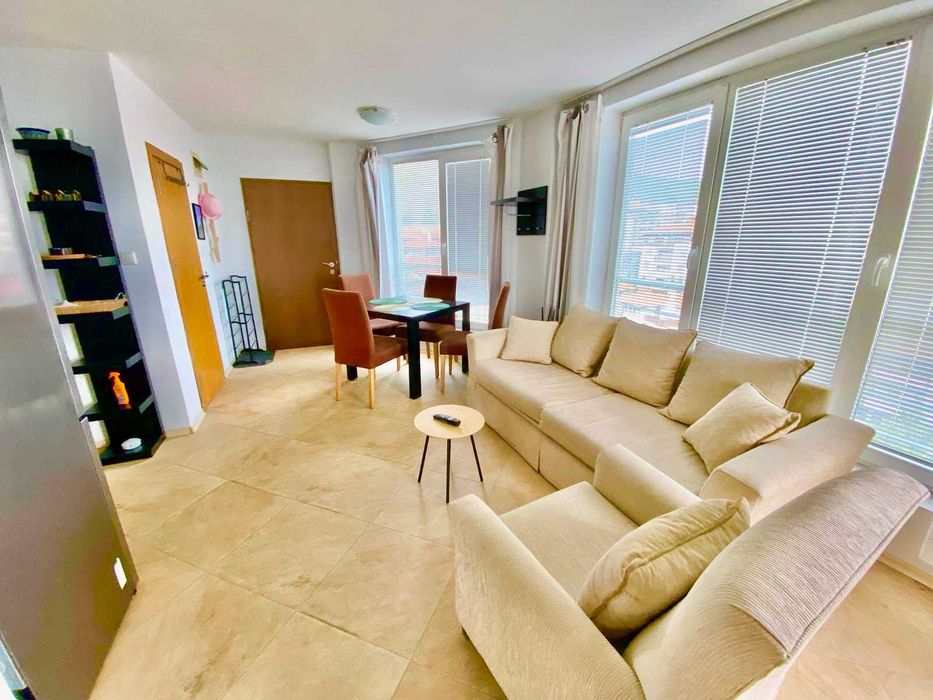 Продава се Двустаен апартамент в Свети Влас - 56 кв.м за 1518 €/кв.м - Снимка #1