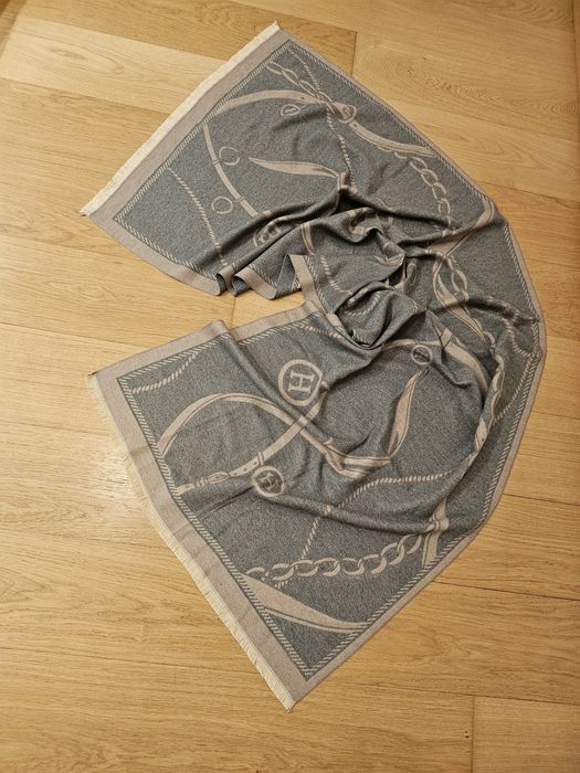 HERMES шал -наметка кашмир