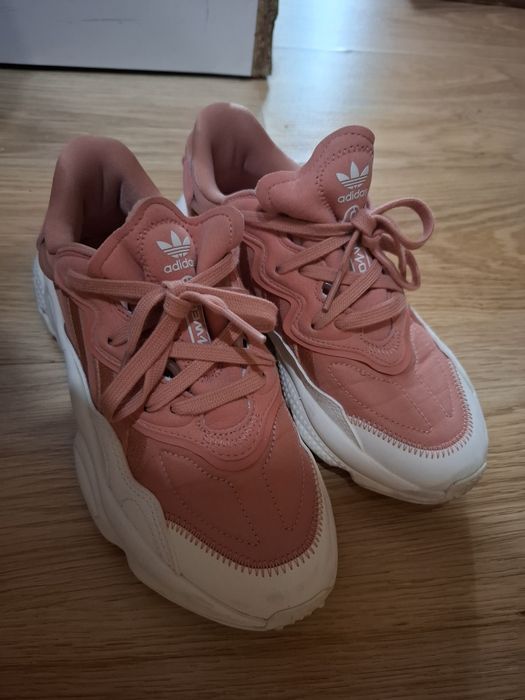 Коссовка Адидас женские