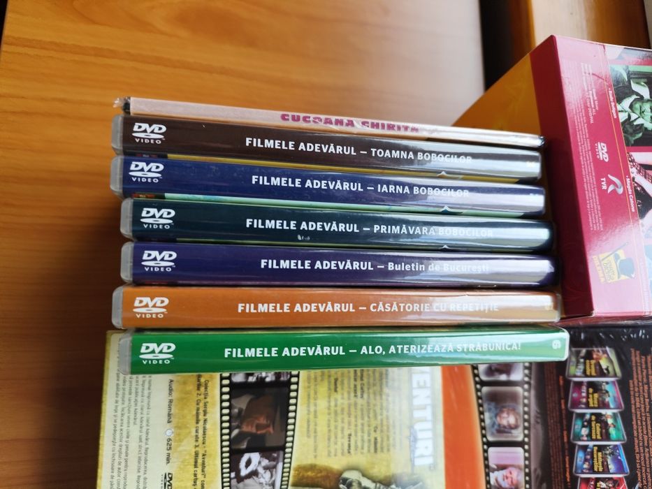 150 DVD-uri cu filme artistice si documentare