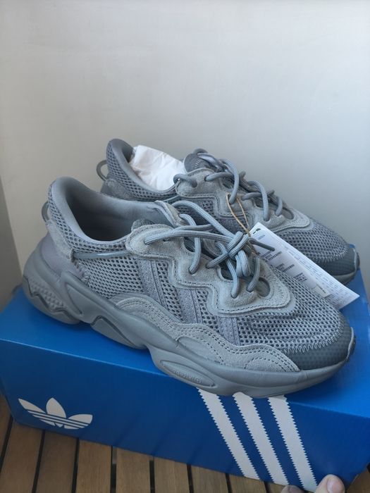 Adidas Originals Ozweego gri deschis mărimea 41 1/3 noi originali