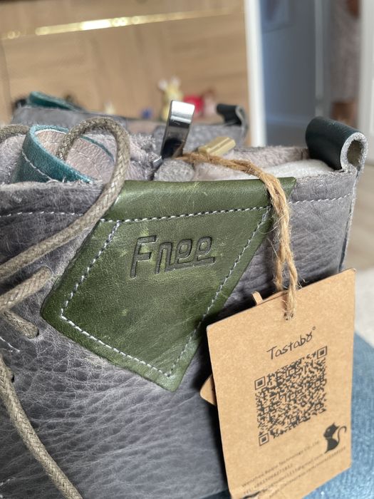 Продаются ботинки