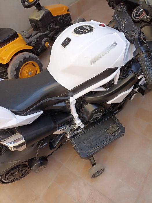 Ninja Duo Акумулаторен мотор с LED светлини