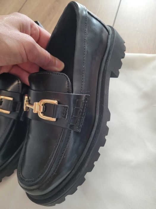 Лоуфъри черни "Zara" за момиче