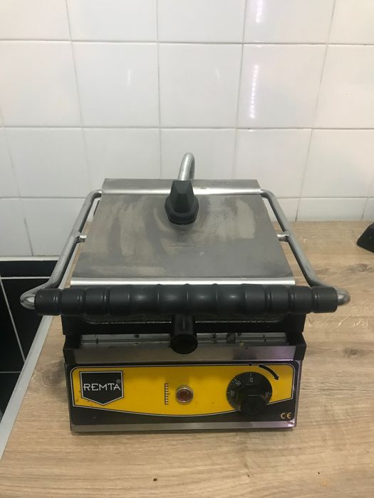 Професионална машина за тостери