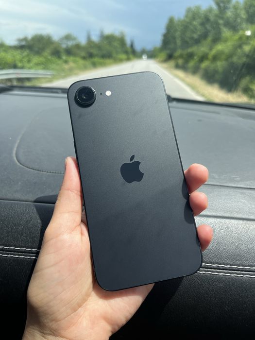 Iphone 16e 128gb 100% батерия