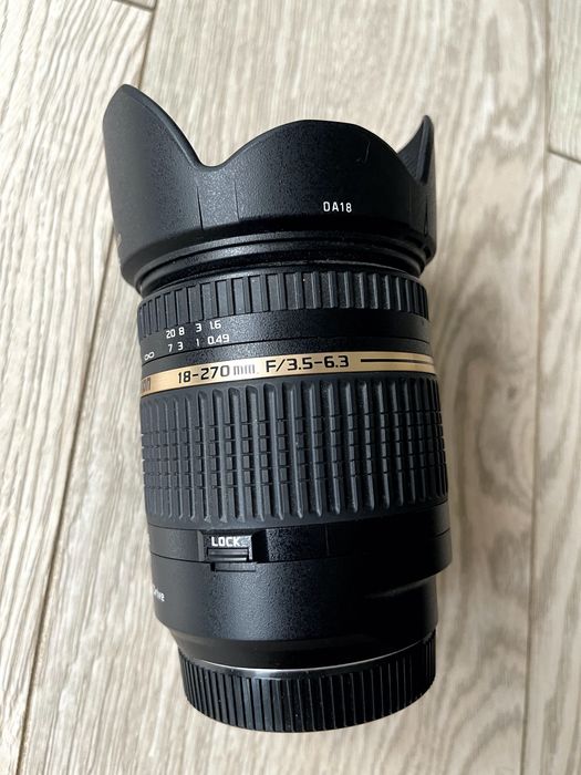 Obiectiv Tamron 18-270mm nou...Montura Sony
