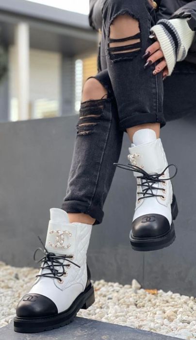 Cizme Chanel Marimea 37