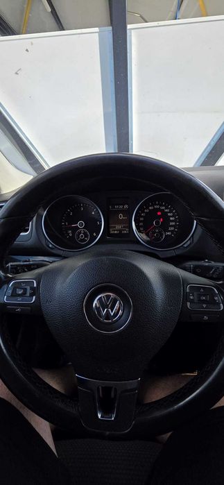 Vand Golf 6 an 2011 motor 1.6diesel