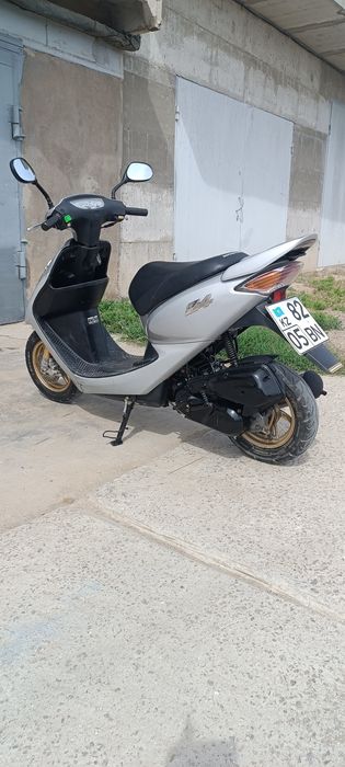 Продам Хонду Дио 34 z4
