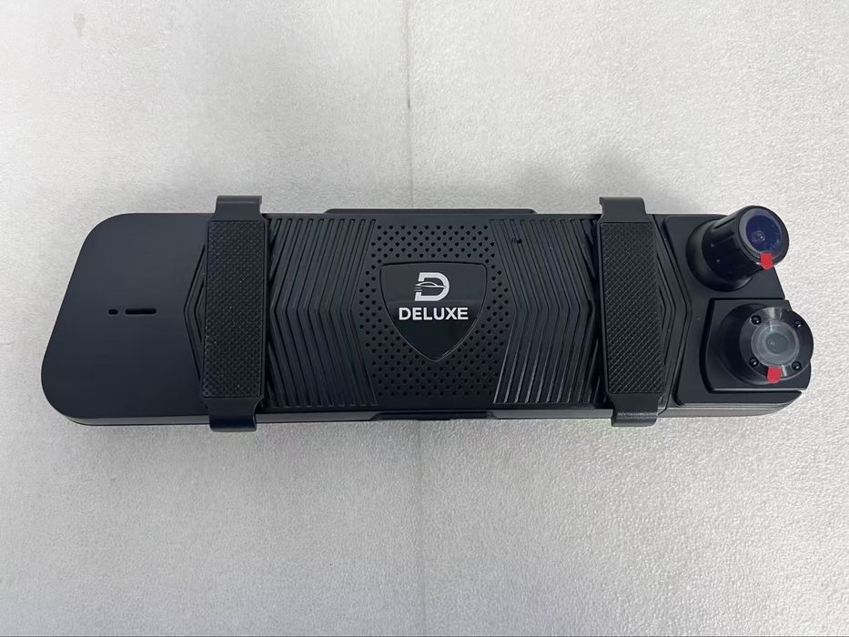 DELUXE video registrator