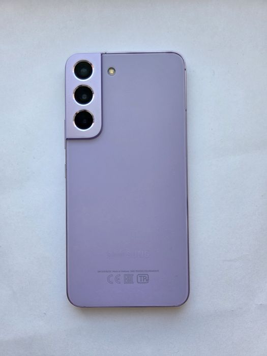 Samsung S22 в отл состоянии