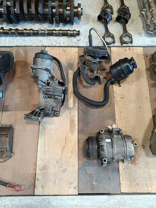 Двигател  м54 б25  бмв