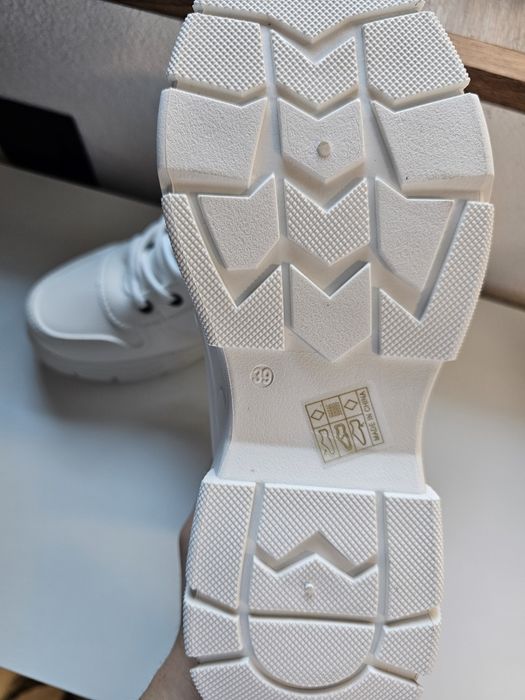 Зимни ботуши дамски