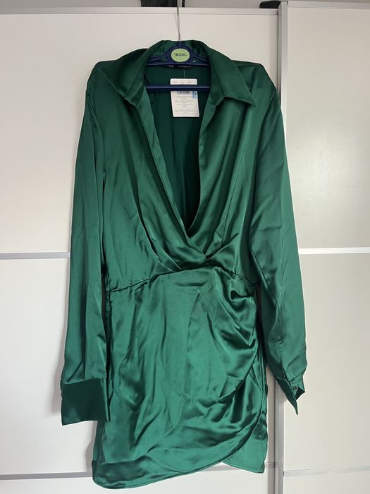 Черна рокля Zara